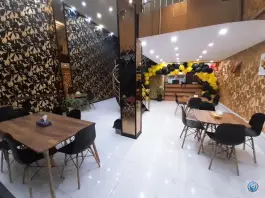 کباب و جگر ذغالی یاس در بلوار امام رضا کرج