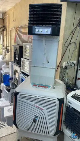 شهر کولر احمدی، شهید محلاتی، قم