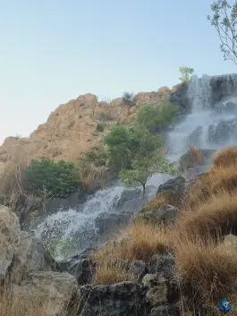 آبشار مصنوعی شیراز در محله دروازه قرآن