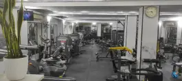 عکس باشگاه بدنسازی سلامت در اسلام آباد کرج 2