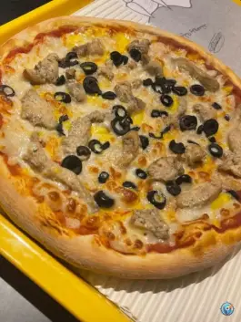 عکس فست فود چیکن فامیلی «شعبه کوروش مال» تهران 2
