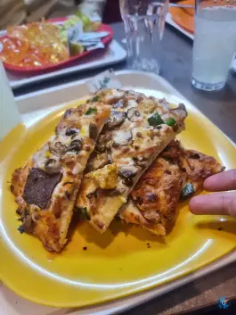 عکس فست فود پیزپز در نارمک تهران 3