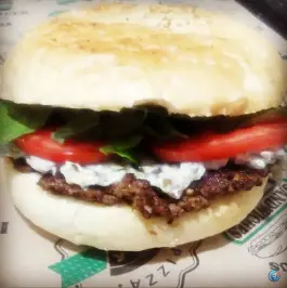 عکس پارس برگر؛ بلوار بعثت، شیراز 8