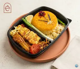 عکس رستوران دیگچه خواجوئی نژاد شعبه صدرا، محله ارم، شهر صدرا 6