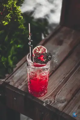 عکس رستوران و کافی شاپ بروس، محله مارنان اصفهان 3