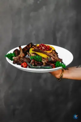 عکس رستوران و کافی شاپ بروس، محله مارنان اصفهان 8