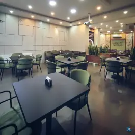 عکس کافه فست فود نابلُس، لاهور، اصفهان 3
