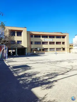 عکس دبیرستان پسرانه لقمان حکیم، فردوان، اصفهان 2