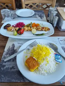 رستوران نایب کوروش مال، باغ فیض، تهران