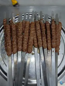عکس کبابی آروین، میدان نینوا، گرمسار 4