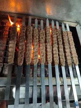 عکس کبابی آروین، میدان نینوا، گرمسار 5