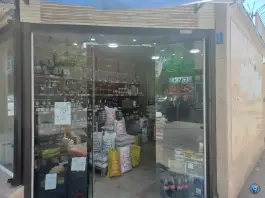 فروشگاه مواد غذایی دست چین؛ محله چهار امامزاده قم