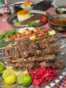 عکس باربکیو وشنا، محله بهاران شیراز 10