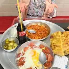 عکس کافه پاچال؛ فرهاد ۲۴، مشهد 4