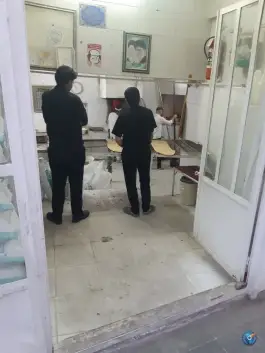 عکس نانوایی سنگگ نجفی؛ چهار مردان، قم 4