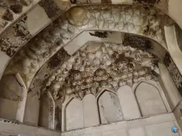 عکس دیوانخانه وکیل شیراز؛ در محله بهارستان 8