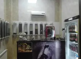 کافه دورهمی بیطرفان قم
