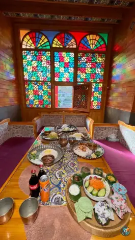 عکس رستوران عمارت دربار، جاده قلات، شیراز 1