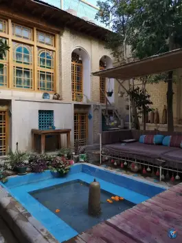 عکس عمارت هفت رنگ، علمدار، شیراز 2