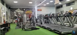باشگاه بدنسازی مکس، محله شاهزاده ابراهیم اصفهان