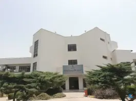 بوفه مرکزی و رستوران آزاد دانشگاه، بلوار تندرستی، کرج