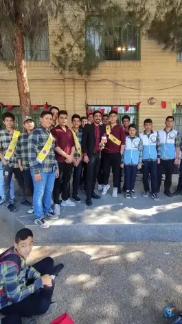 عکس دبیرستان شهدای صنف گلدوزان، ایثارگران ۸، مشهد 2