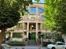 دبیرستان دخترانه طلوع در اختیاریه تهران
