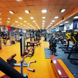 عکس باشگاه بدنسازی وست اسپرت شهرک غرب تهران 6