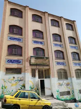 دبستان دخترانه شهید هاشمی نژاد (مدرسه آمنه)، اسلام آباد، کرج