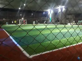 عکس زمین فوتسال سرباز چمن مصنوعی، بلوار جمهوری اسلامی، قم 3