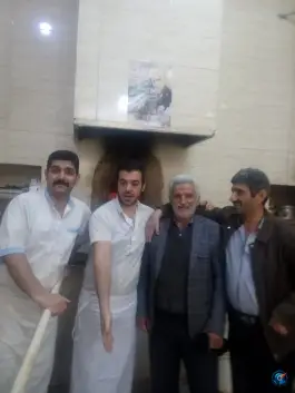 نانوایی سنگک سنتی آذربیک، باغ شریفی، قم