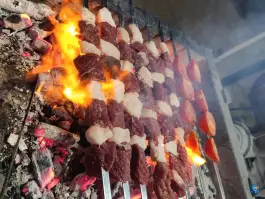 عکس جوجه و جگر سرای مشتی، محله یونارت اصفهان 7