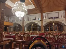 رستوران سه کاج، شهرک رسالت، اصفهان