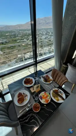 عکس هتل بزرگ چمران، محله چوگیا، شیراز 8