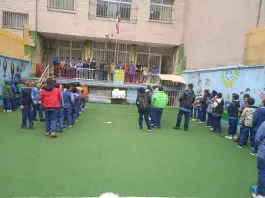 دبستان پسرانه نمونه فردوس، محله فردوس، تهران