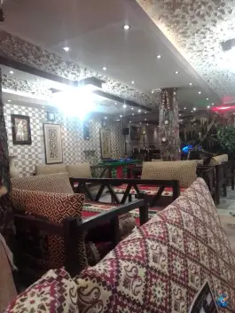 سفره خانه بهارستان، بلوار انقلاب، کرج