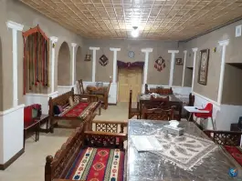عکس رستوران عمارت تاریخی گلستان، مریانج، همدان 10