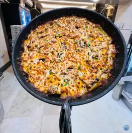 عکس پیتزا تک ارغوانیه اصفهان 1