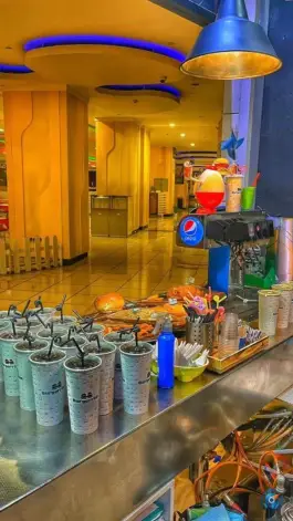 عکس فست فود برگریم سیتی سنتر اصفهان 10