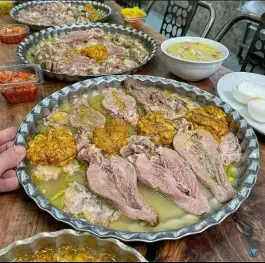 عکس طباخی بهشت؛ کارمندان دوم، مشهد 2