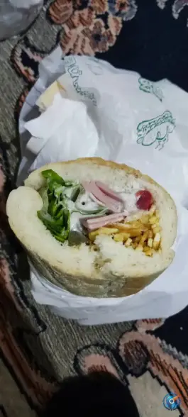 عکس ساندویچ سرد یلو ویچ، تقاطع طلوع، مشهد 3