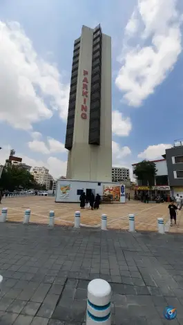 پارکینگ مکانیزه عنصری مشهد