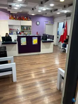 عکس آموزشگاه زبان پردیسان شعبه ولیعصر، کشاورز، تهران 3