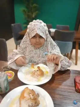 عکس اکبر جوجه شعبه کرج، میدان مدنی، جهانشهر 4