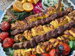 عکس رستوران و صبحانه و دیزی چای و چاشت فاز ۴ مهرشهر کرج 3