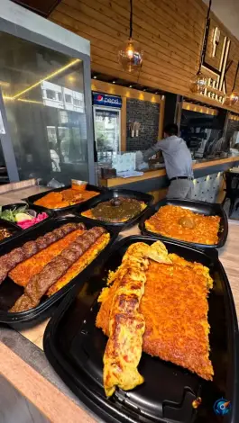 عکس رستوران و فست فود بیرون بر چنگال، پاسداران، شیراز 6