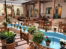 کافه سنتی عمارت اشرف، محله مهدیه، بهشهر