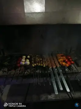 عکس جگرسرای شب نشین؛ شاهین شهر 2