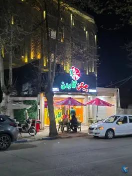 چیکن گاردن خشکبیجار؛ طالقانی، بین سلمان فارسی و سردار سلیمانی