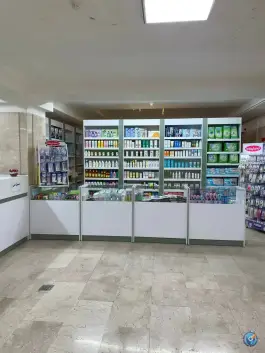 عکس داروخانه دکتر عیسی زاده، کوی زنبق، کرج 8